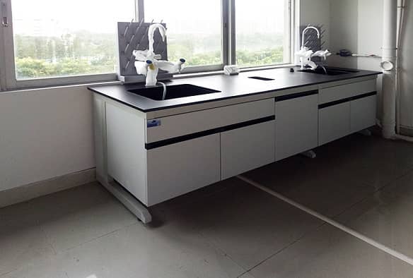 廣州實(shí)驗(yàn)臺(tái)廠家