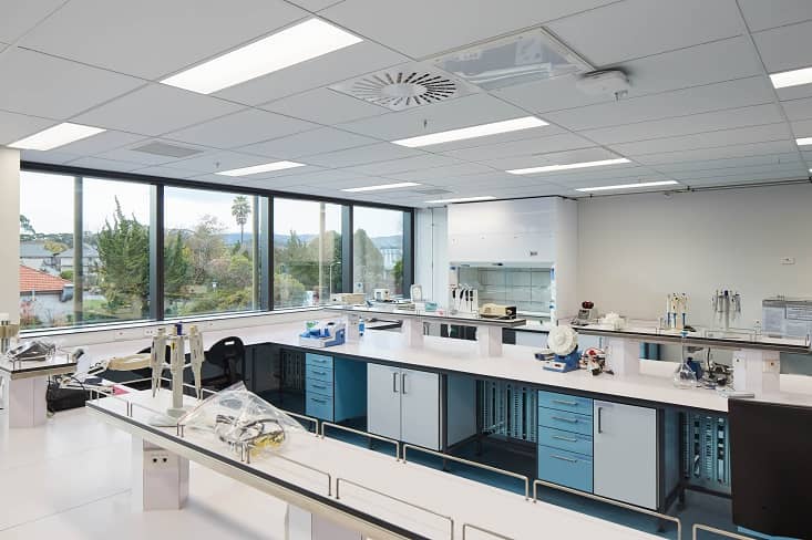 實(shí)驗(yàn)室裝修公司分享：食品檢測(cè)實(shí)驗(yàn)室裝修要點(diǎn)