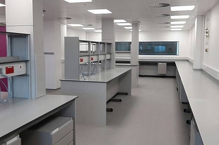 高效高質：高?；瘜W實驗室裝修報價一站式解決方案