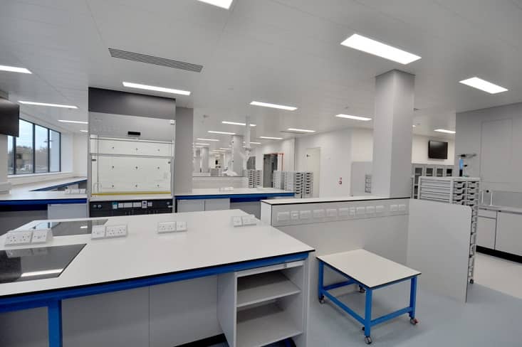 實驗室裝修公司分享：實驗室改造裝修解決方案及流程