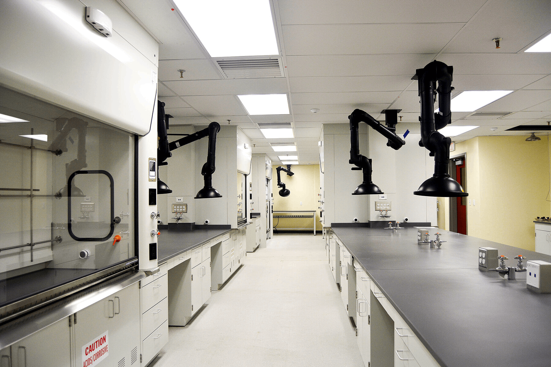 第三方醫學檢驗實驗室常見裝修材料解析