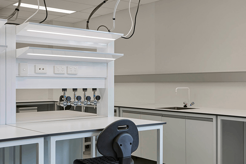 實(shí)驗(yàn)室通風(fēng)系統(tǒng)設(shè)計(jì)終極方案：節(jié)能 40%+ 噪音降低 30d