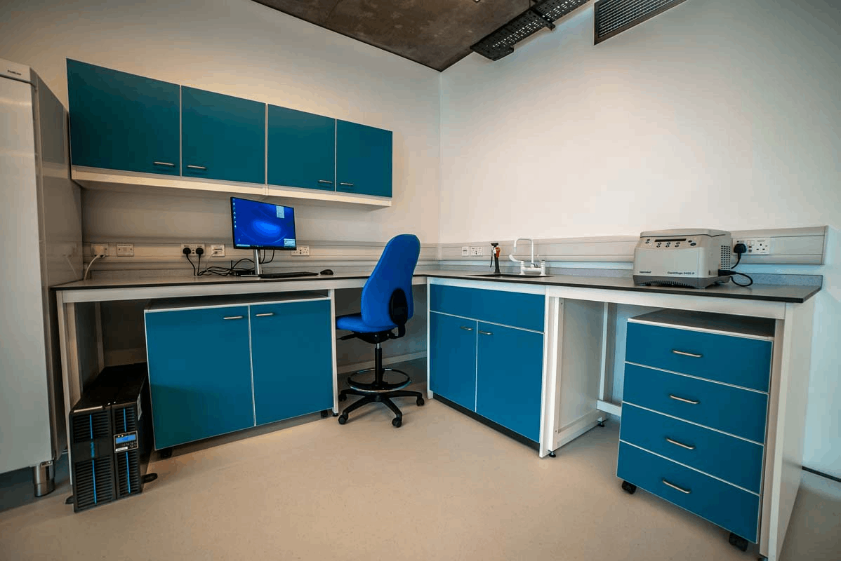 你還在為化學實驗室改造方案發愁嗎?來中壹聯實驗室看看